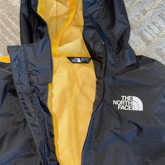 Youth Northface Spring/Fall Jacket - Picture 2 of 4